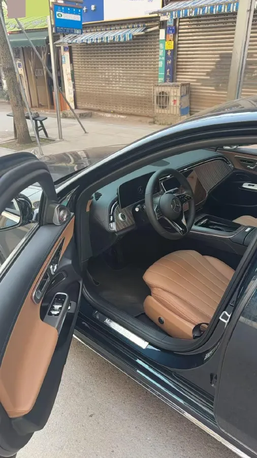 2025 Mercedes-Benz E Class 2.0T 258HP L4 9AT,autocango,china used car exporter,china ev exporter,chinese used car exporter,chinese used ev exporter