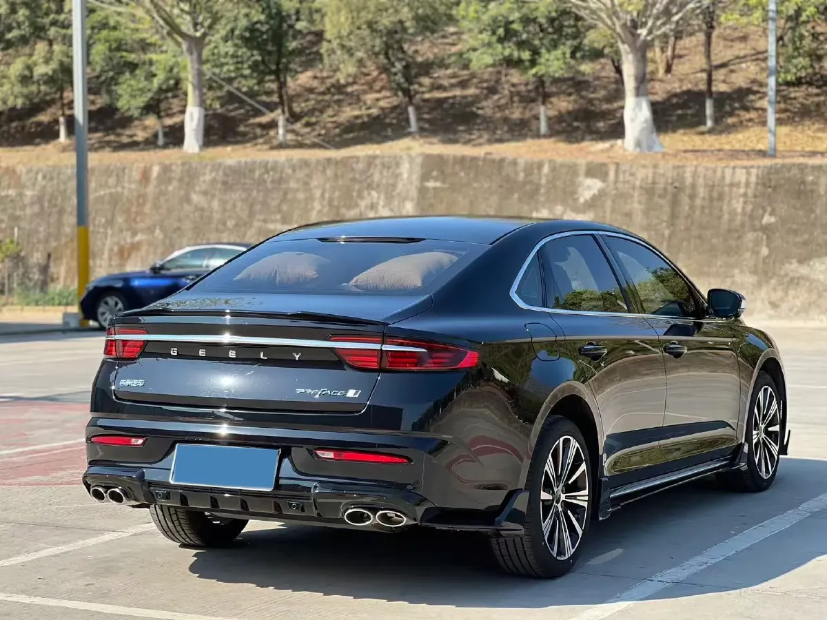 2025 Geely Preface 1.5T 181HP L4 7DCT,autocango,china used car exporter,china ev exporter,chinese used car exporter,chinese used ev exporter