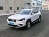 2019 Jeep Cherokee 2.0T 234HP L4 9AT