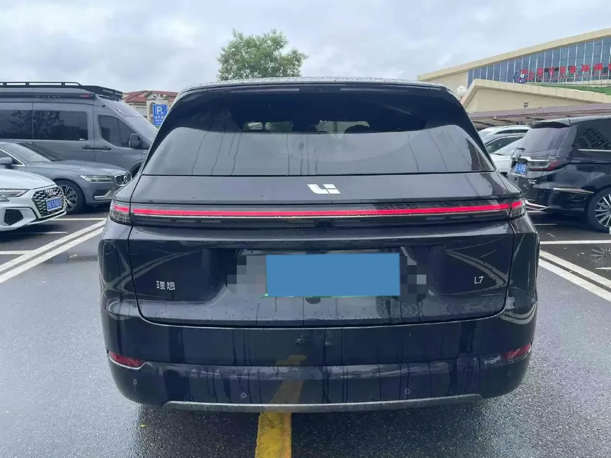 2024 Li L7 Range Extended 154HP REEV 42.8KWH,autocango,china used car exporter,china ev exporter,chinese used car exporter,chinese used ev exporter