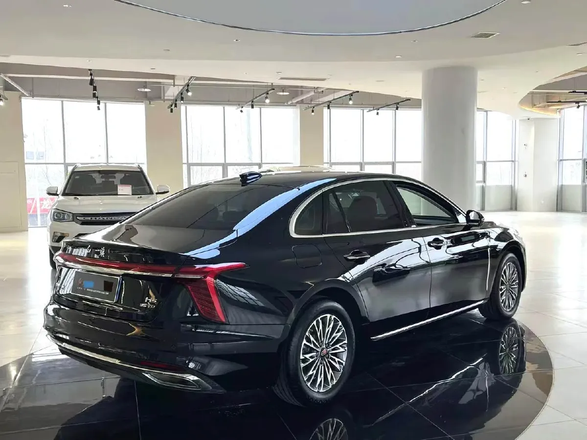 2024 HongQi H5 1.5T 169HP L4 7DCT,autocango,china used car exporter,china ev exporter,chinese used car exporter,chinese used ev exporter