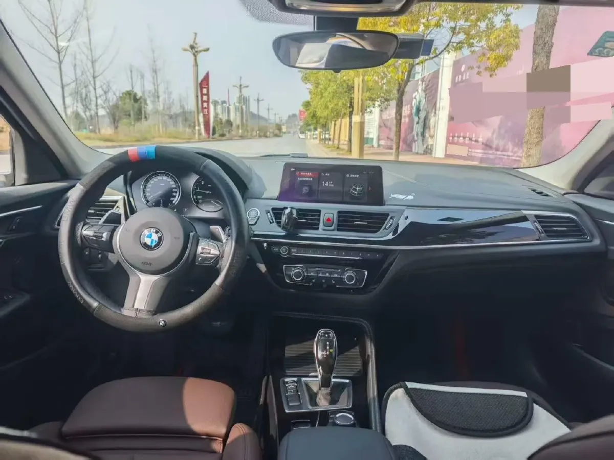 2020 BMW 1 Series 2.0T 192HP L4 7DCT,autocango,china used car exporter,china ev exporter,chinese used car exporter,chinese used ev exporter