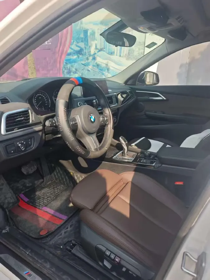 2020 BMW 1 Series 2.0T 192HP L4 7DCT,autocango,china used car exporter,china ev exporter,chinese used car exporter,chinese used ev exporter