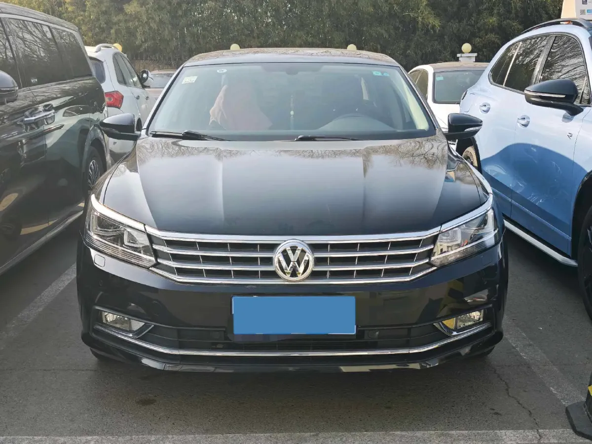 2017 Volkswagen Passat 1.8T 180HP L4 7DCT,autocango,china used car exporter,china ev exporter,chinese used car exporter,chinese used ev exporter