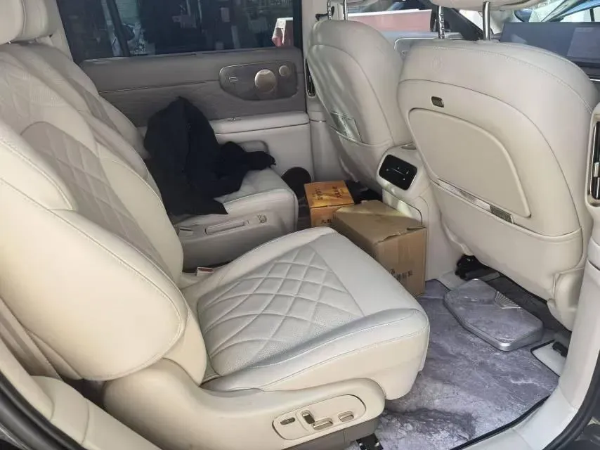 2026 IM LS9 REEV 155HP REEV,autocango,china used car exporter,china ev exporter,chinese used car exporter,chinese used ev exporter