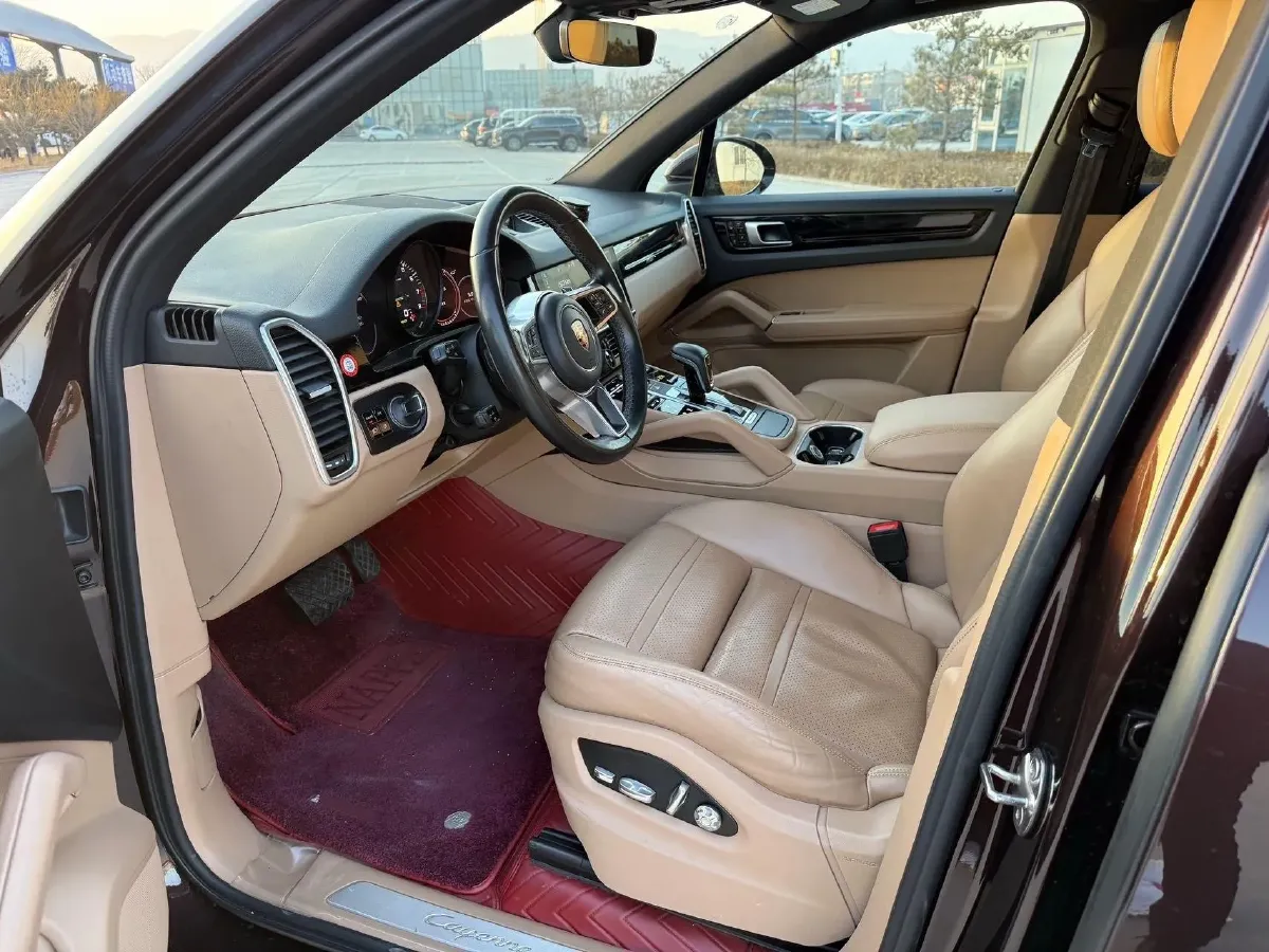 2019 Porsche Cayenne 2.0T 252HP L4 8AT PHEV 14.1KWH,autocango,china used car exporter,china ev exporter,chinese used car exporter,chinese used ev exporter