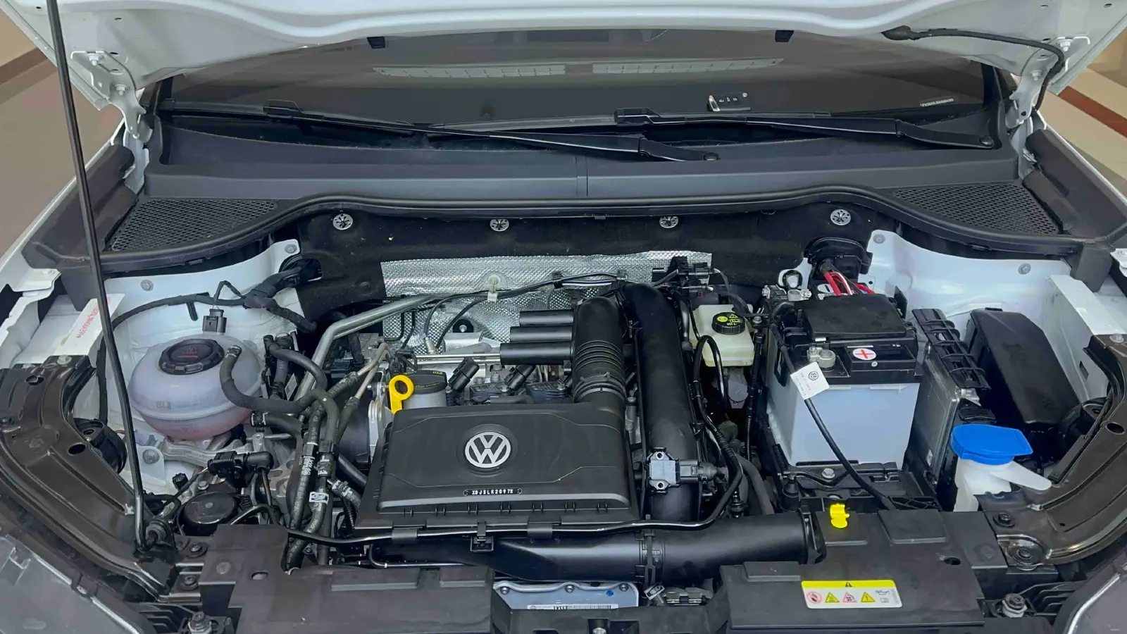 2022 Jetta VS7 1.4T 150HP L4 6AT,autocango,china used car exporter,china ev exporter,chinese used car exporter,chinese used ev exporter