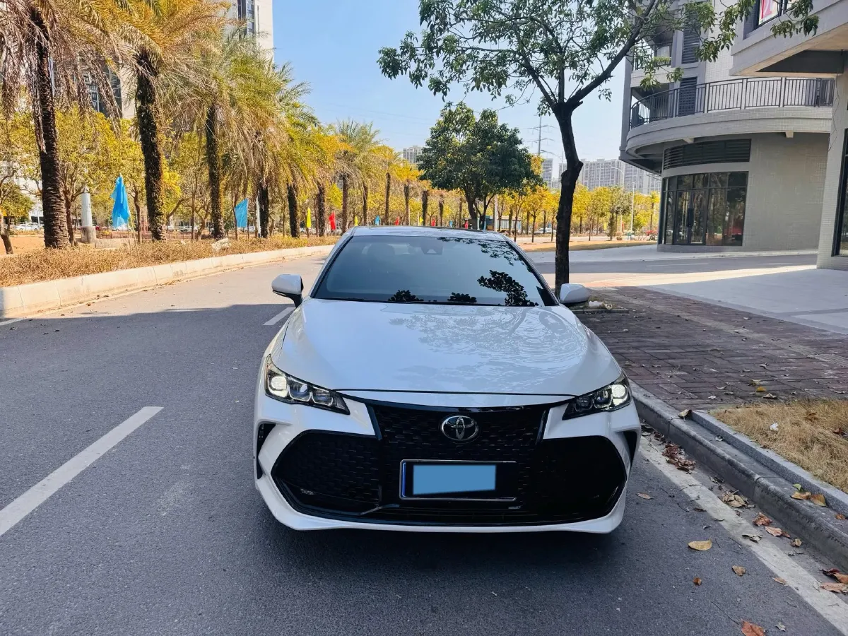 2019 Toyota Avalon 2.5L 209HP L4 8AT,autocango,china used car exporter,china ev exporter,chinese used car exporter,chinese used ev exporter