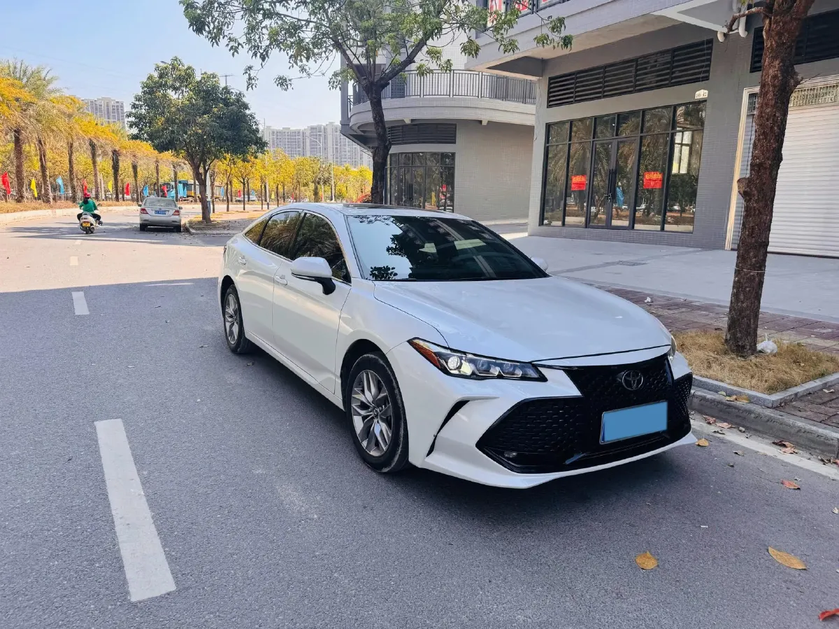 2019 Toyota Avalon 2.5L 209HP L4 8AT,autocango,china used car exporter,china ev exporter,chinese used car exporter,chinese used ev exporter