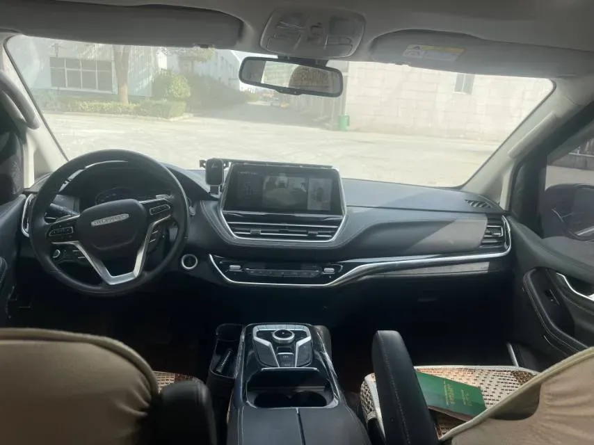 2021 MAXUS G20 2.0T 224HP L4 8AT,autocango,china used car exporter,china ev exporter,chinese used car exporter,chinese used ev exporter