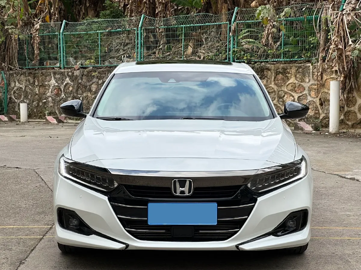 2022 Honda Accord 1.5T 194HP L4 CVT,autocango,china used car exporter,china ev exporter,chinese used car exporter,chinese used ev exporter