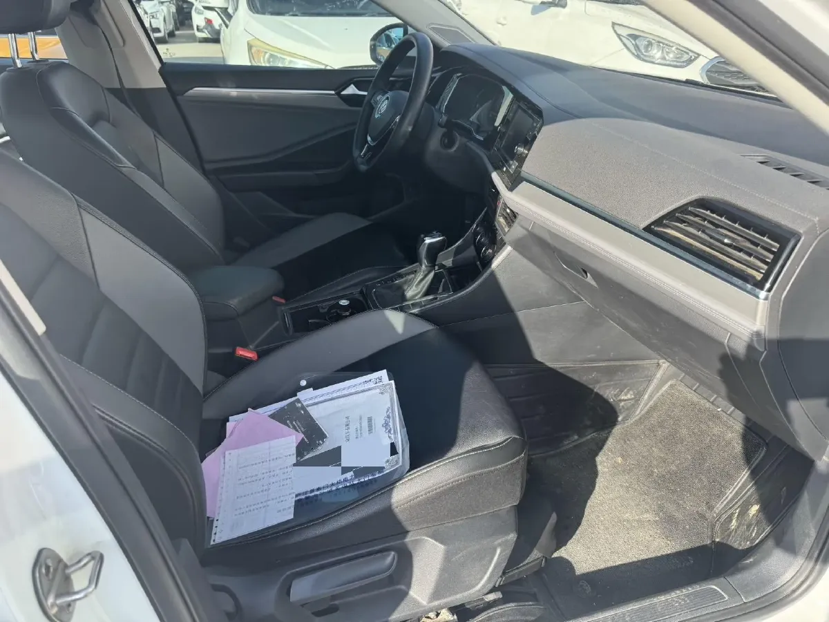 2019 Jeep Renegade 1.3T 173HP L4 7DCT,autocango,china used car exporter,china ev exporter,chinese used car exporter,chinese used ev exporter