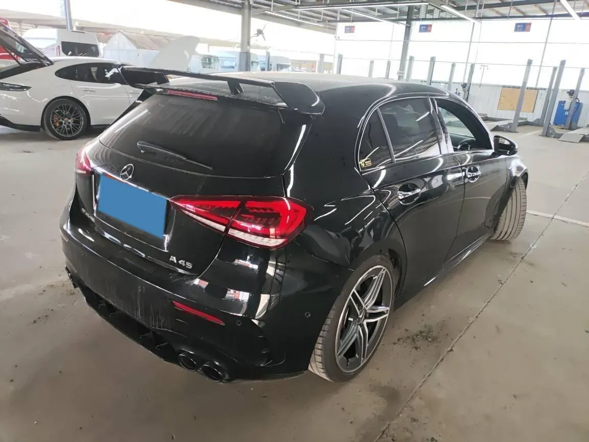 2022 Mercedes-Benz A AMG 2.0T 387HP L4 8DCT,autocango,china used car exporter,china ev exporter,chinese used car exporter,chinese used ev exporter