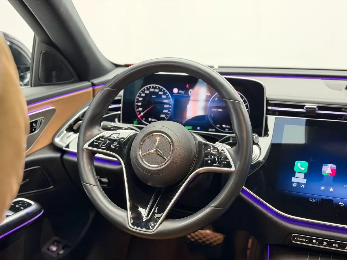 2024 Mercedes-Benz E Class 2.0T 204HP L4 9AT PHEV 25.4KWH,autocango,china used car exporter,china ev exporter,chinese used car exporter,chinese used ev exporter