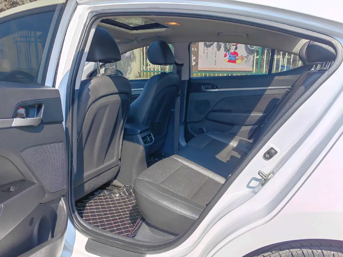 2019 Hyundai Elantra 1.5L 115HP L4 CVT,autocango,china used car exporter,china ev exporter,chinese used car exporter,chinese used ev exporter