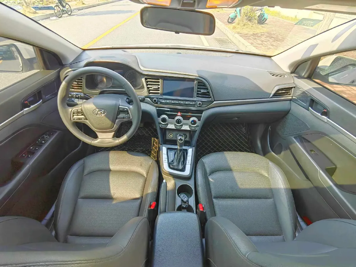 2019 Hyundai Elantra 1.5L 115HP L4 CVT,autocango,china used car exporter,china ev exporter,chinese used car exporter,chinese used ev exporter