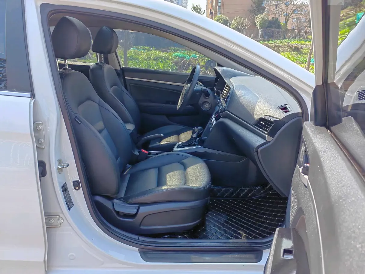 2019 Hyundai Elantra 1.5L 115HP L4 CVT,autocango,china used car exporter,china ev exporter,chinese used car exporter,chinese used ev exporter