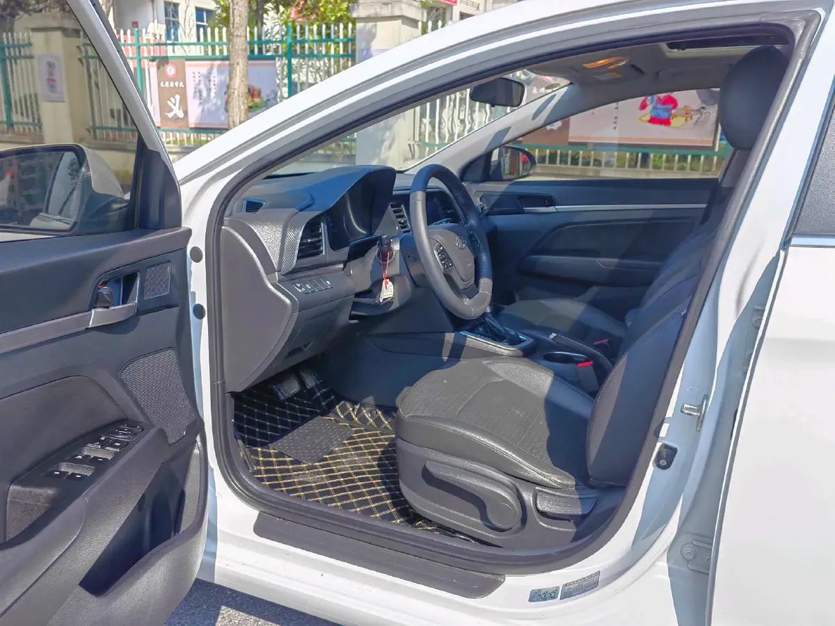2019 Hyundai Elantra 1.5L 115HP L4 CVT,autocango,china used car exporter,china ev exporter,chinese used car exporter,chinese used ev exporter
