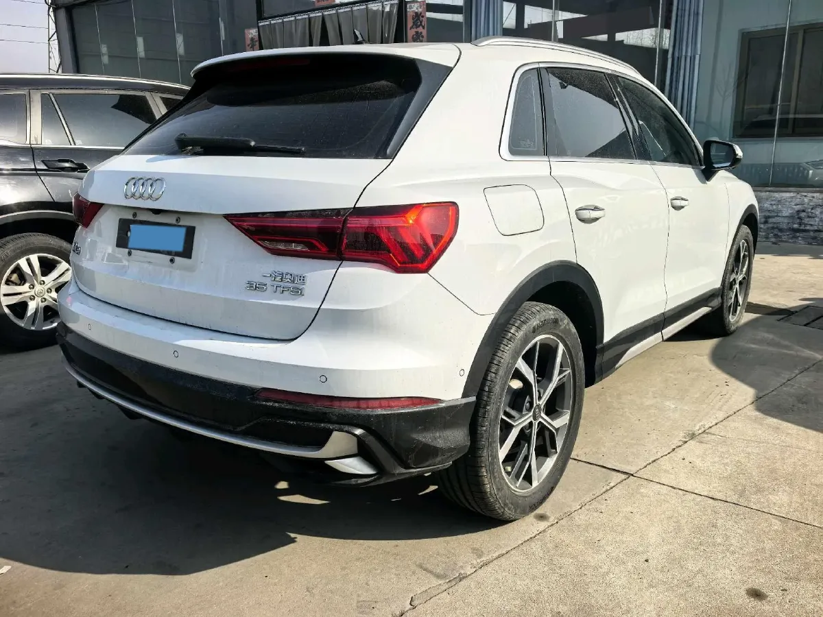 2023 Audi Q3 1.5T 160HP L4 7DCT,autocango,china used car exporter,china ev exporter,chinese used car exporter,chinese used ev exporter