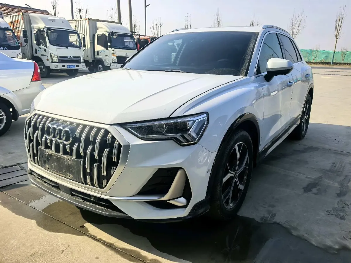 2023 Audi Q3 1.5T 160HP L4 7DCT,autocango,china used car exporter,china ev exporter,chinese used car exporter,chinese used ev exporter