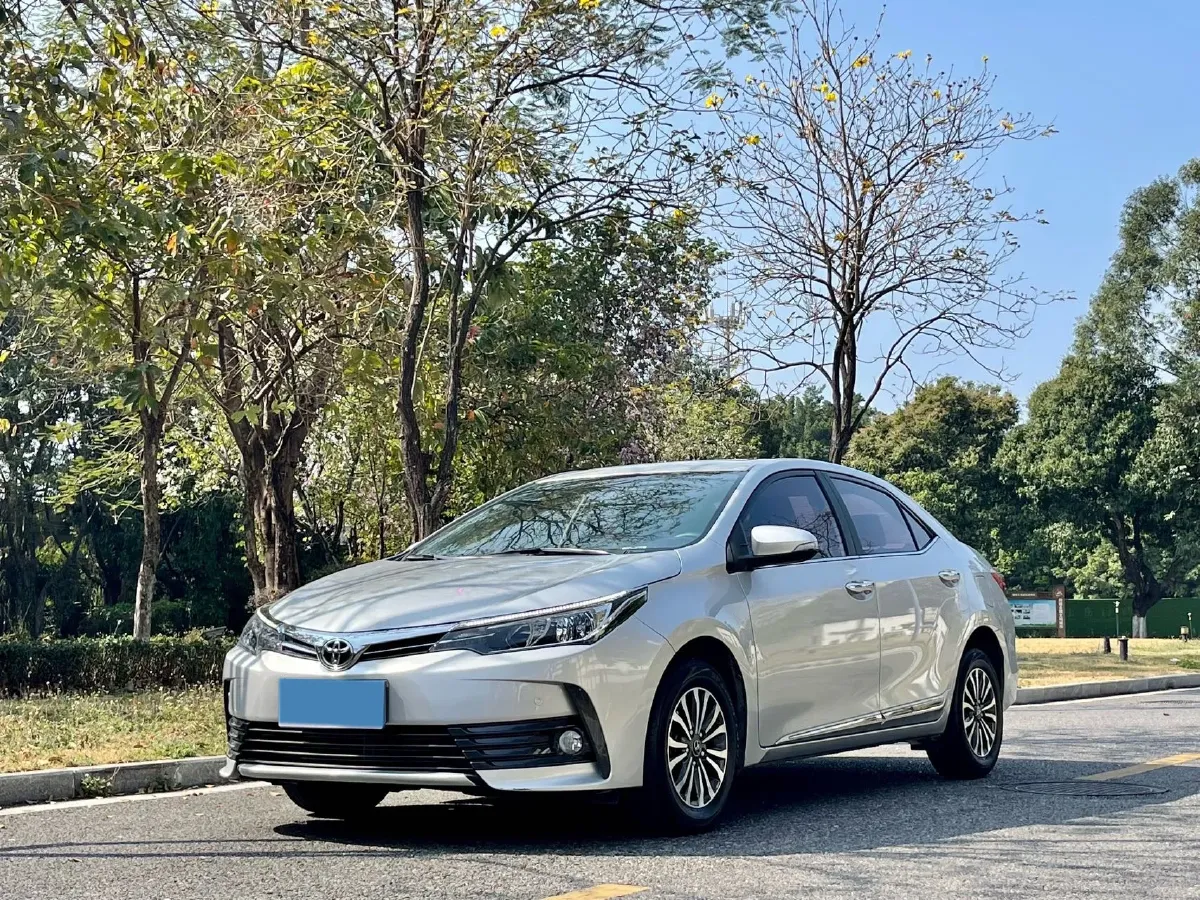 2017 Toyota Corolla 1.2T 116HP L4 CVT,autocango,china used car exporter,china ev exporter,chinese used car exporter,chinese used ev exporter