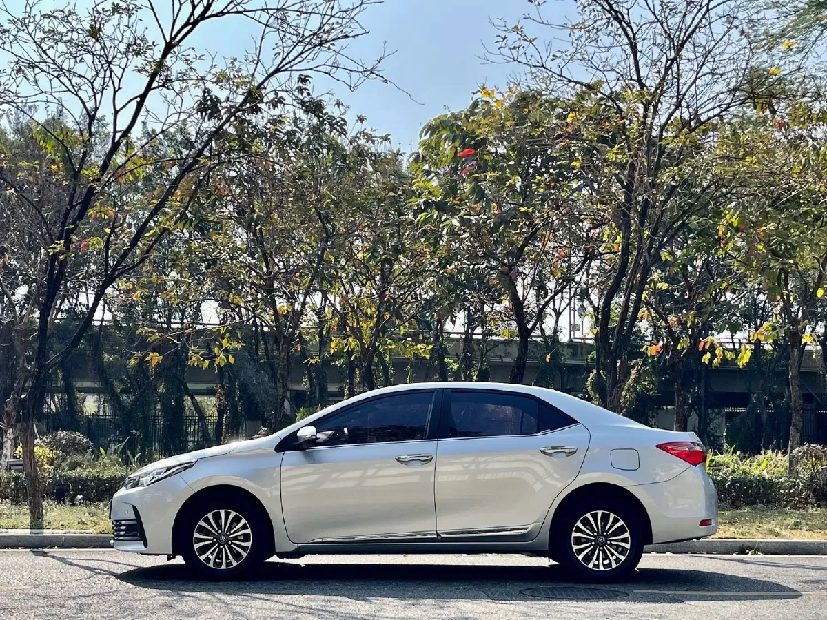 2017 Toyota Corolla 1.2T 116HP L4 CVT,autocango,china used car exporter,china ev exporter,chinese used car exporter,chinese used ev exporter