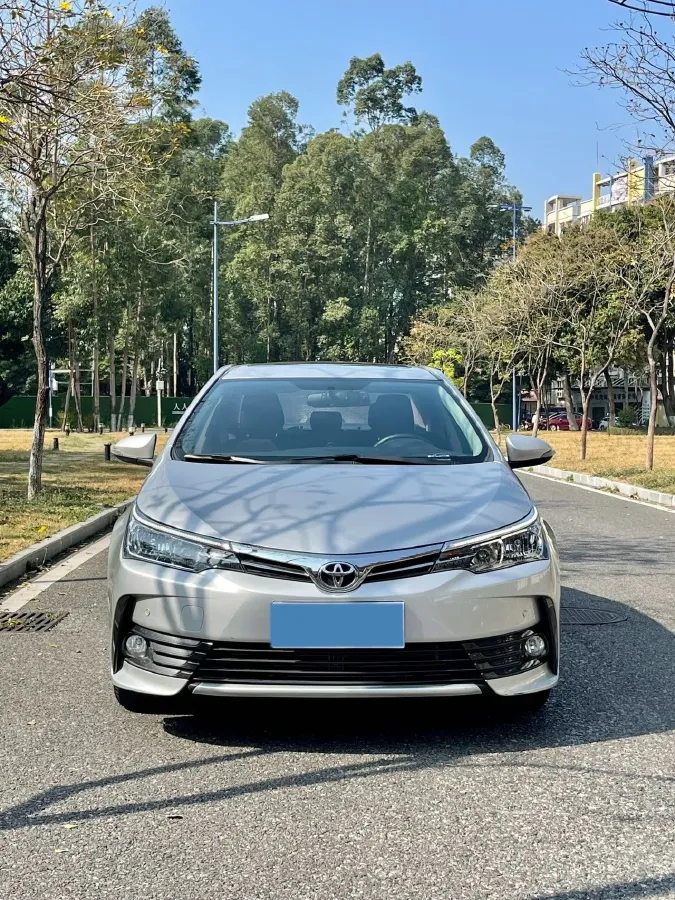 2017 Toyota Corolla 1.2T 116HP L4 CVT,autocango,china used car exporter,china ev exporter,chinese used car exporter,chinese used ev exporter