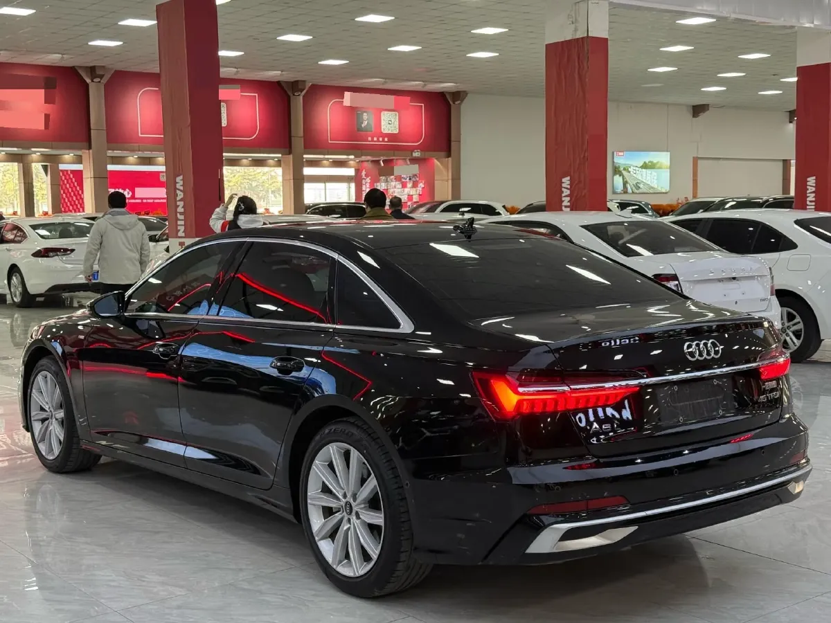 2023 Audi A6L 2.0T 245HP L4 7DCT,autocango,china used car exporter,china ev exporter,chinese used car exporter,chinese used ev exporter