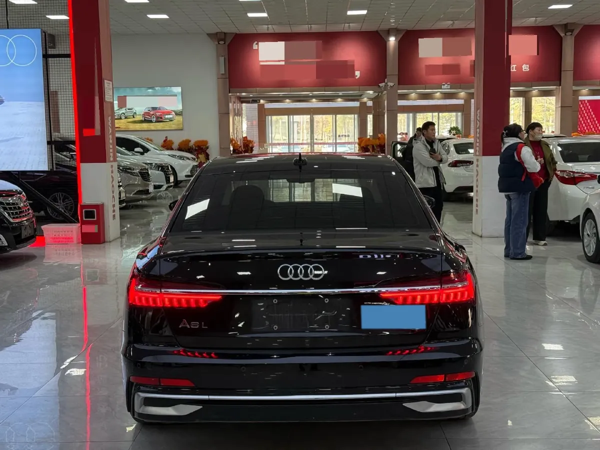 2023 Audi A6L 2.0T 245HP L4 7DCT,autocango,china used car exporter,china ev exporter,chinese used car exporter,chinese used ev exporter