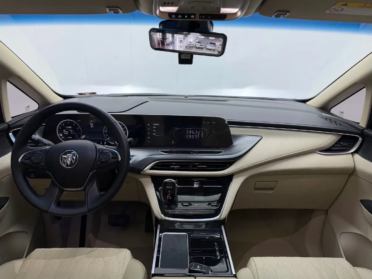 2022 Buick GL8 2.0T 237HP L4 9AT,autocango,china used car exporter,china ev exporter,chinese used car exporter,chinese used ev exporter