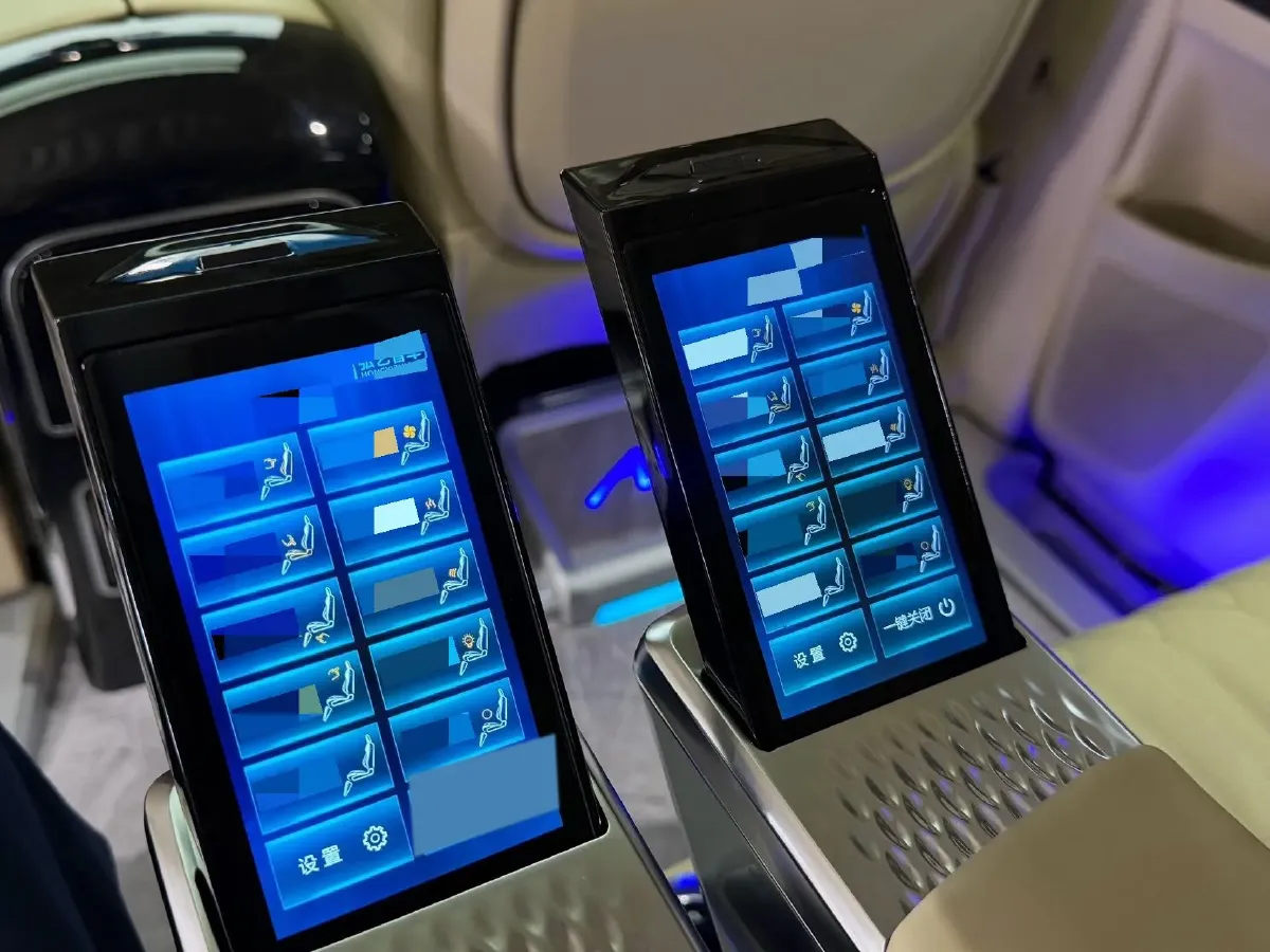 2022 Buick GL8 2.0T 237HP L4 9AT,autocango,china used car exporter,china ev exporter,chinese used car exporter,chinese used ev exporter