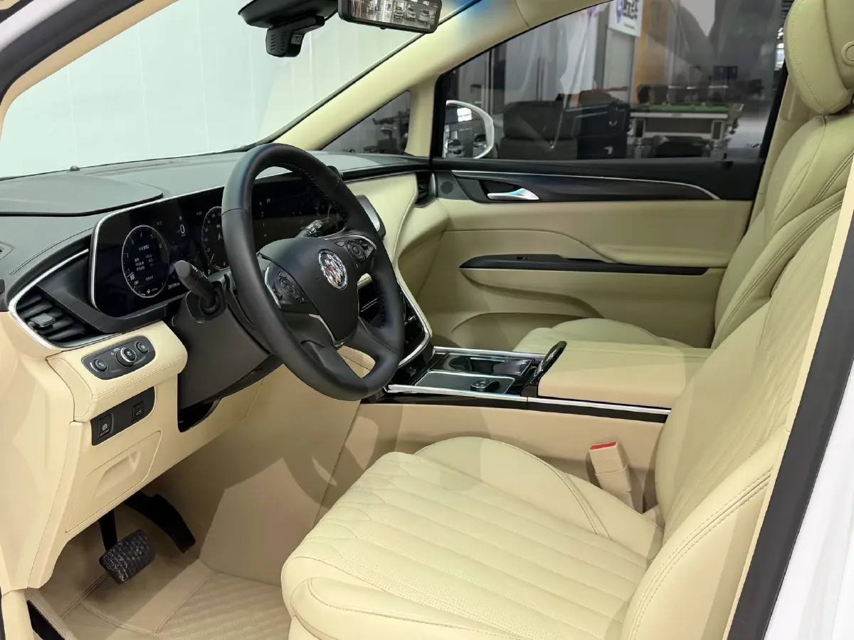 2022 Buick GL8 2.0T 237HP L4 9AT,autocango,china used car exporter,china ev exporter,chinese used car exporter,chinese used ev exporter