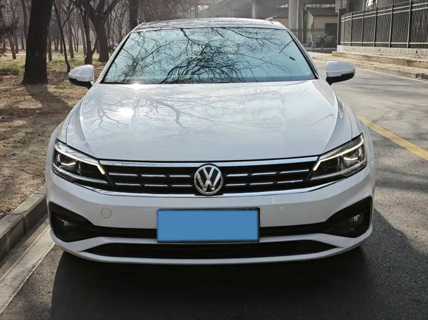 2019 Volkswagen Passat 1.4T 150HP L4 7DCT,autocango,china used car exporter,china ev exporter,chinese used car exporter,chinese used ev exporter