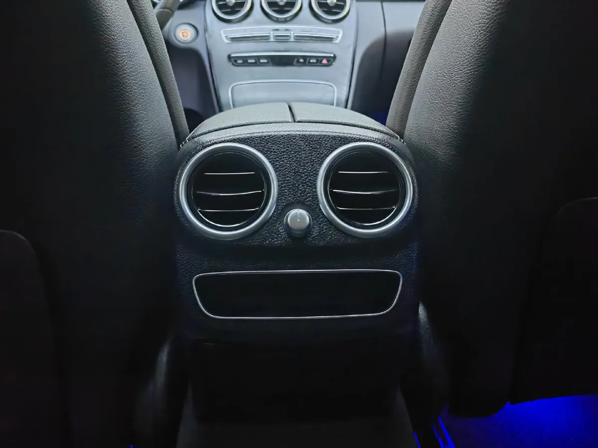 2020 Mercedes-Benz C Class 1.5T 156HP L4 9AT,autocango,china used car exporter,china ev exporter,chinese used car exporter,chinese used ev exporter