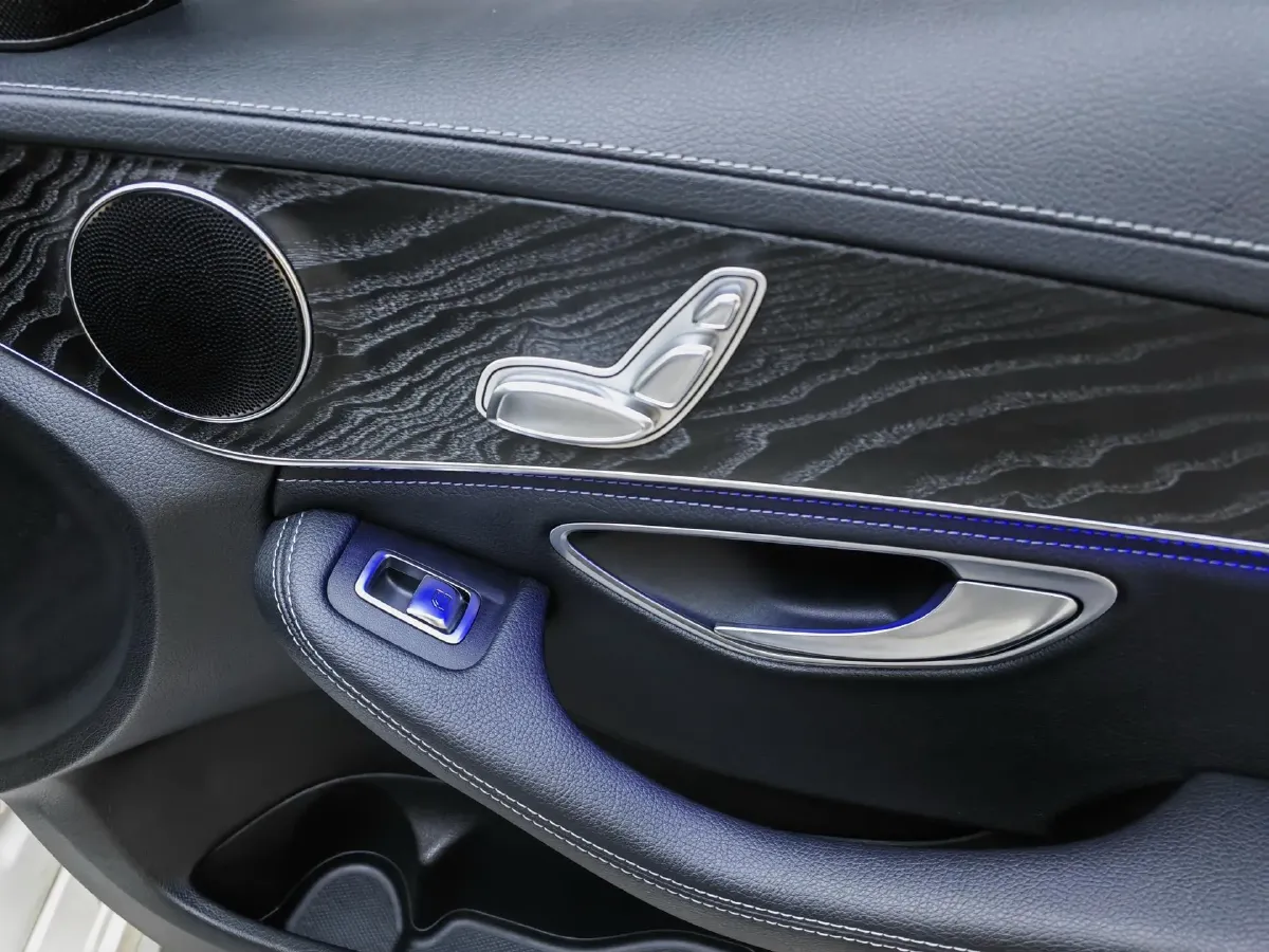 2020 Mercedes-Benz C Class 1.5T 156HP L4 9AT,autocango,china used car exporter,china ev exporter,chinese used car exporter,chinese used ev exporter