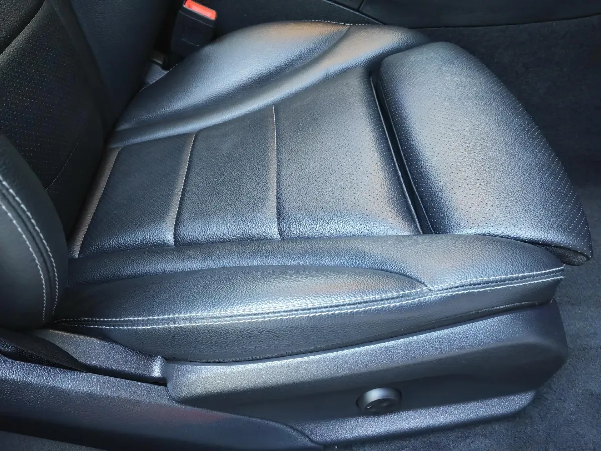 2020 Mercedes-Benz C Class 1.5T 156HP L4 9AT,autocango,china used car exporter,china ev exporter,chinese used car exporter,chinese used ev exporter