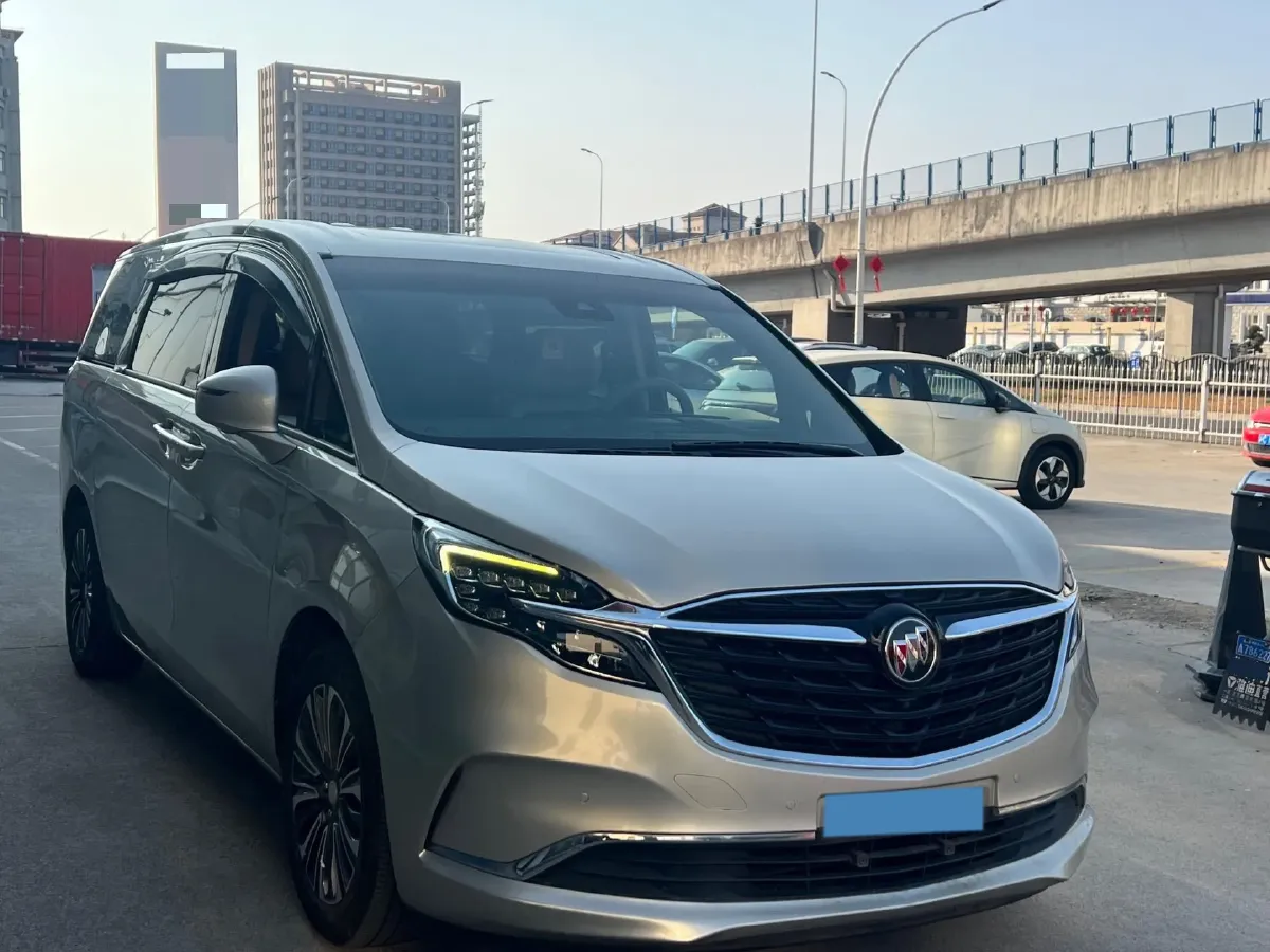 2020 Buick GL8 2.0T 237HP L4 9AT,autocango,china used car exporter,china ev exporter,chinese used car exporter,chinese used ev exporter