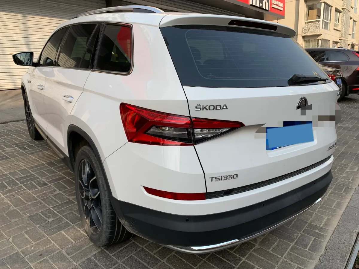 2017 Skoda Kodiak 1.8T 180HP L4 7DCT,autocango,china used car exporter,china ev exporter,chinese used car exporter,chinese used ev exporter