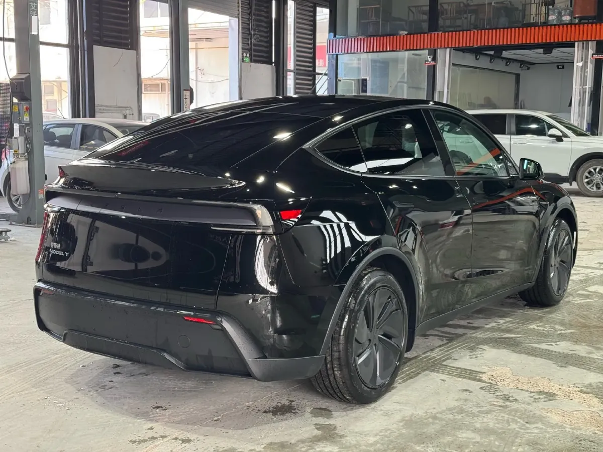 2026 Tesla Model Y BEV,autocango,china used car exporter,china ev exporter,chinese used car exporter,chinese used ev exporter