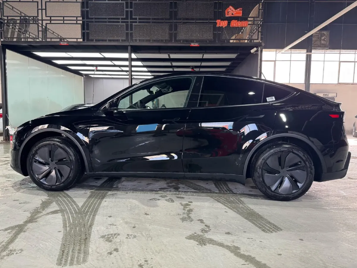 2026 Tesla Model Y BEV,autocango,china used car exporter,china ev exporter,chinese used car exporter,chinese used ev exporter