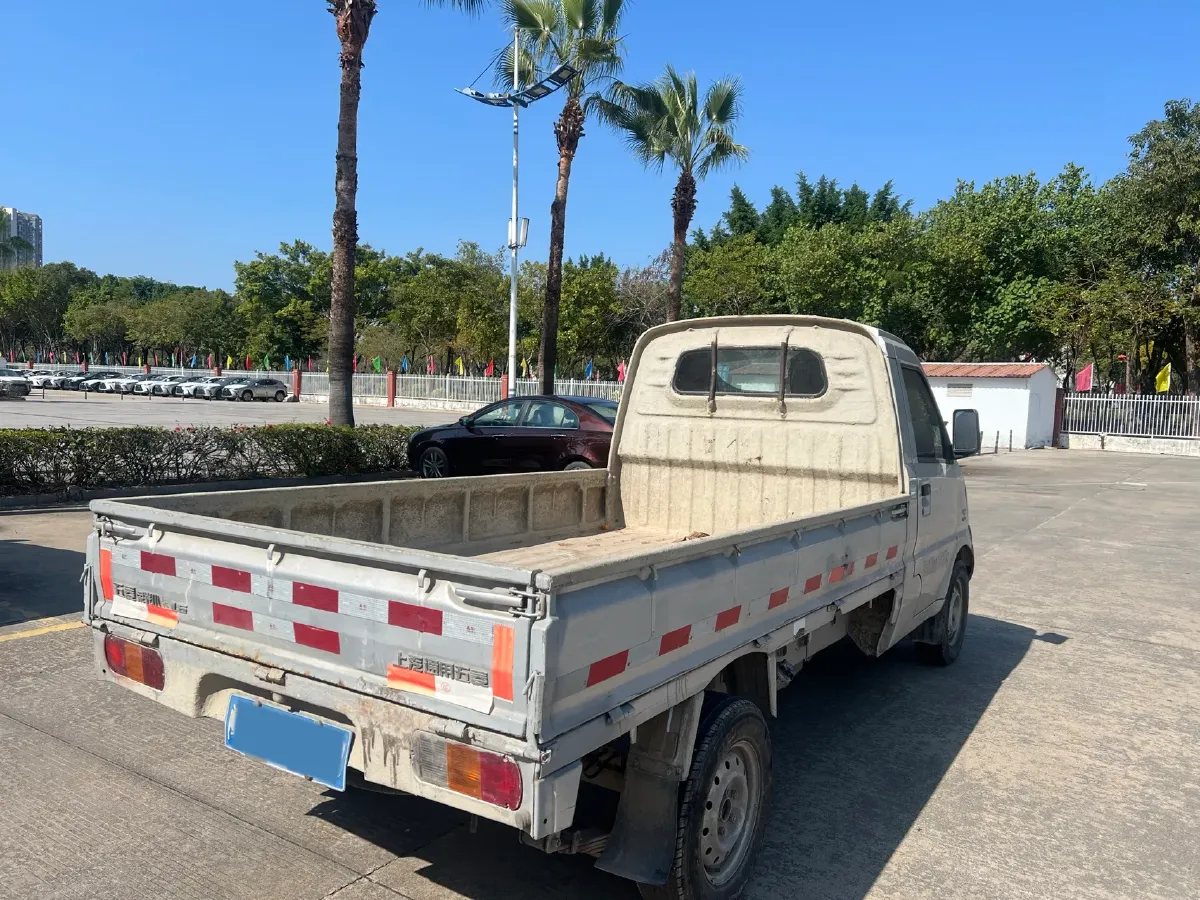 2020 WuLing RongGuang Mini Truck 1.5L 99HP L4 5MT,autocango,china used car exporter,china ev exporter,chinese used car exporter,chinese used ev exporter