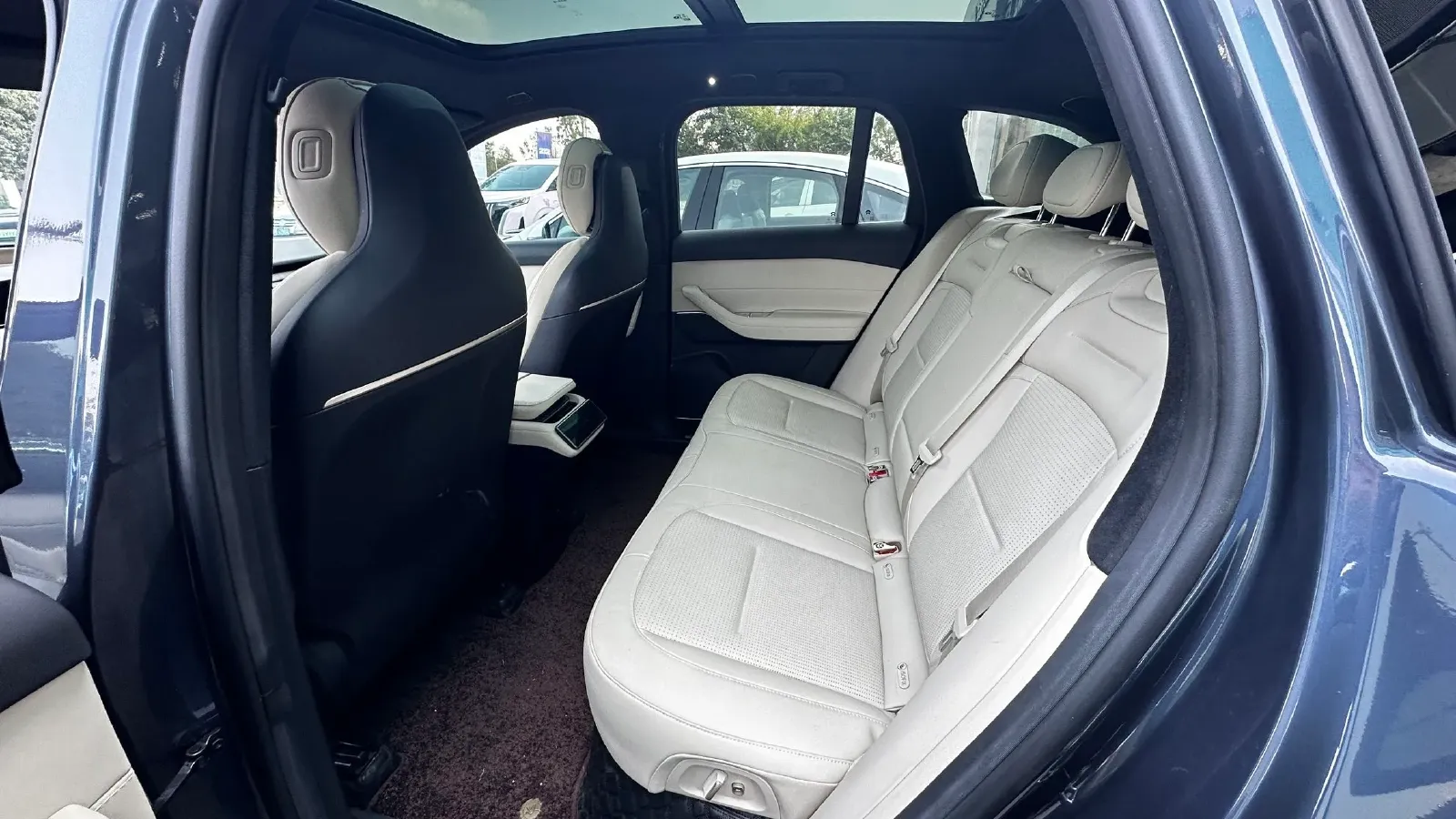 2023 NIO ES6 BEV 75KWH,autocango,china used car exporter,china ev exporter,chinese used car exporter,chinese used ev exporter