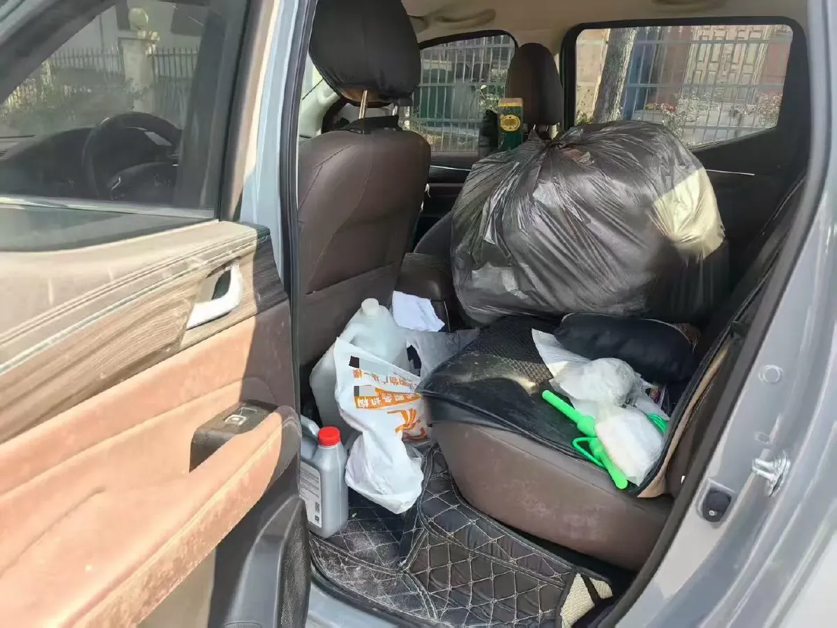 2022 Dongfeng RuiQi 7 2.3T 166HP L4 8AT,autocango,china used car exporter,china ev exporter,chinese used car exporter,chinese used ev exporter