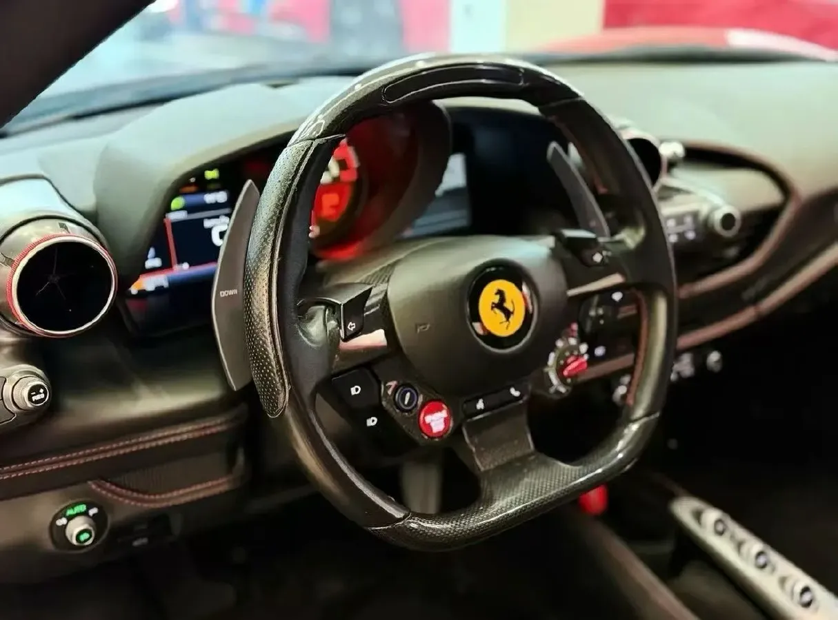 2019 Aston Martin DB11 5.2T 639HP V12 8AT,autocango,china used car exporter,china ev exporter,chinese used car exporter,chinese used ev exporter