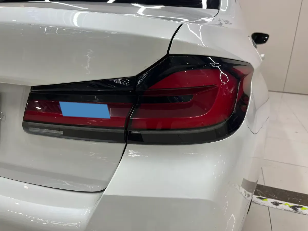 2021 BMW 5 Series 2.0T 184HP L4 8AT,autocango,china used car exporter,china ev exporter,chinese used car exporter,chinese used ev exporter