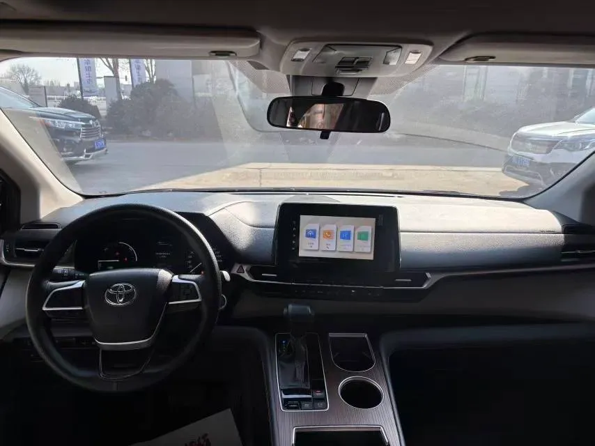 2023 Toyota Sienna 2.5L 189HP L4 E-CVT Hybrid,autocango,china used car exporter,china ev exporter,chinese used car exporter,chinese used ev exporter