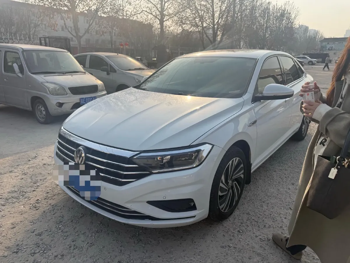 2019 Luxgen Grand 7 MPV 2.0T 188HP L4 6AT,autocango,china used car exporter,china ev exporter,chinese used car exporter,chinese used ev exporter