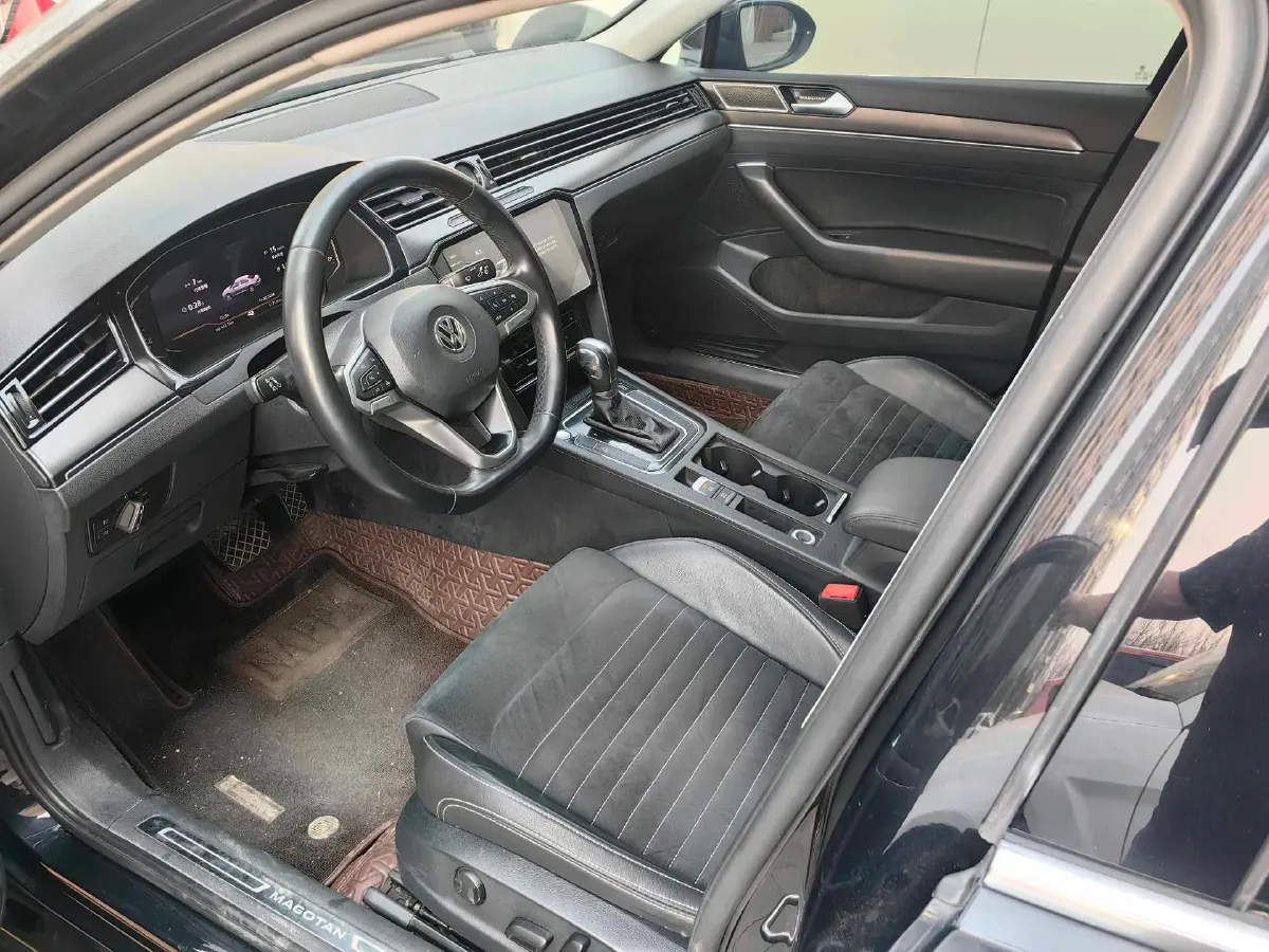 2020 Volkswagen Magotan 2.0T 186HP L4 7DCT,autocango,china used car exporter,china ev exporter,chinese used car exporter,chinese used ev exporter