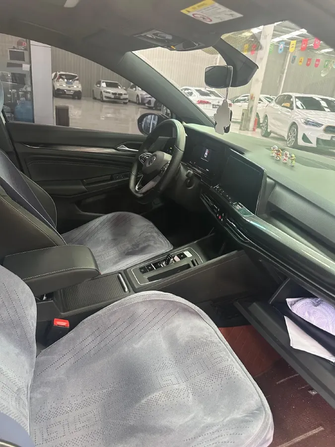 2023 Volkswagen Golf 1.4T 150HP L4 7DCT,autocango,china used car exporter,china ev exporter,chinese used car exporter,chinese used ev exporter