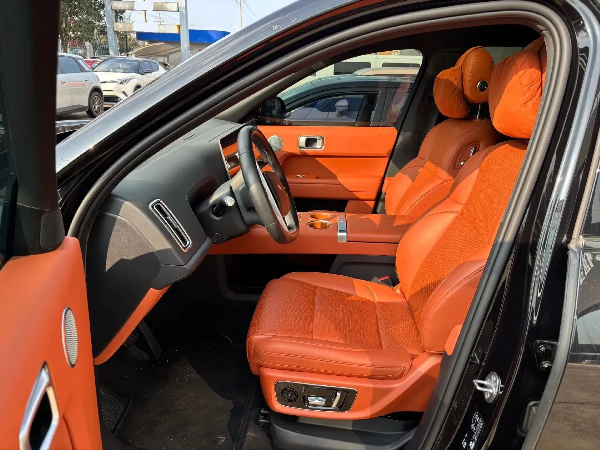 2023 Li L9 Range Extended 154HP REEV 42.6KWH,autocango,china used car exporter,china ev exporter,chinese used car exporter,chinese used ev exporter